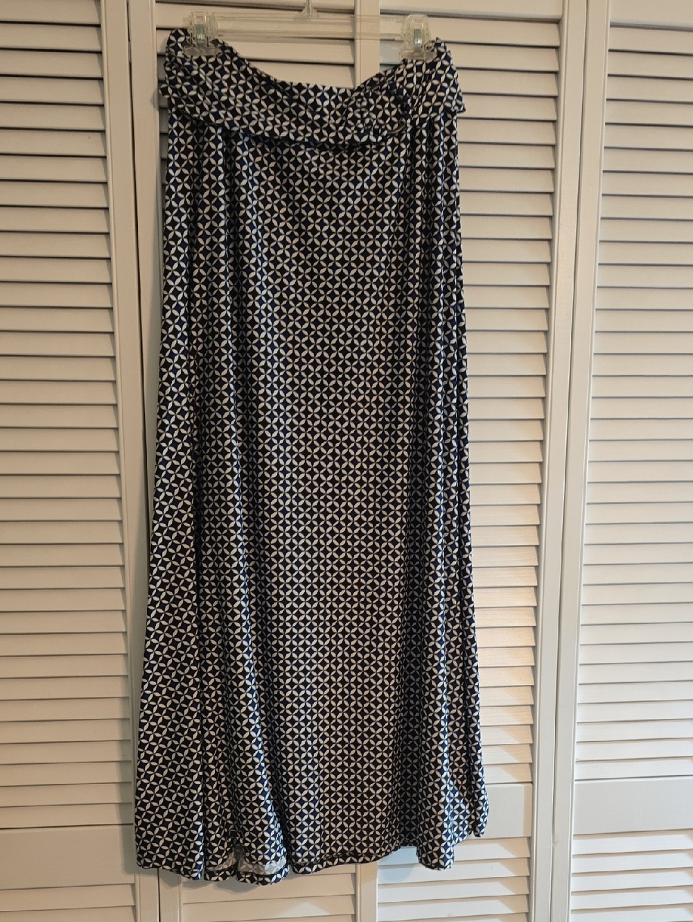 Robert Louis Navy and White Geometric Maxi Skirt
